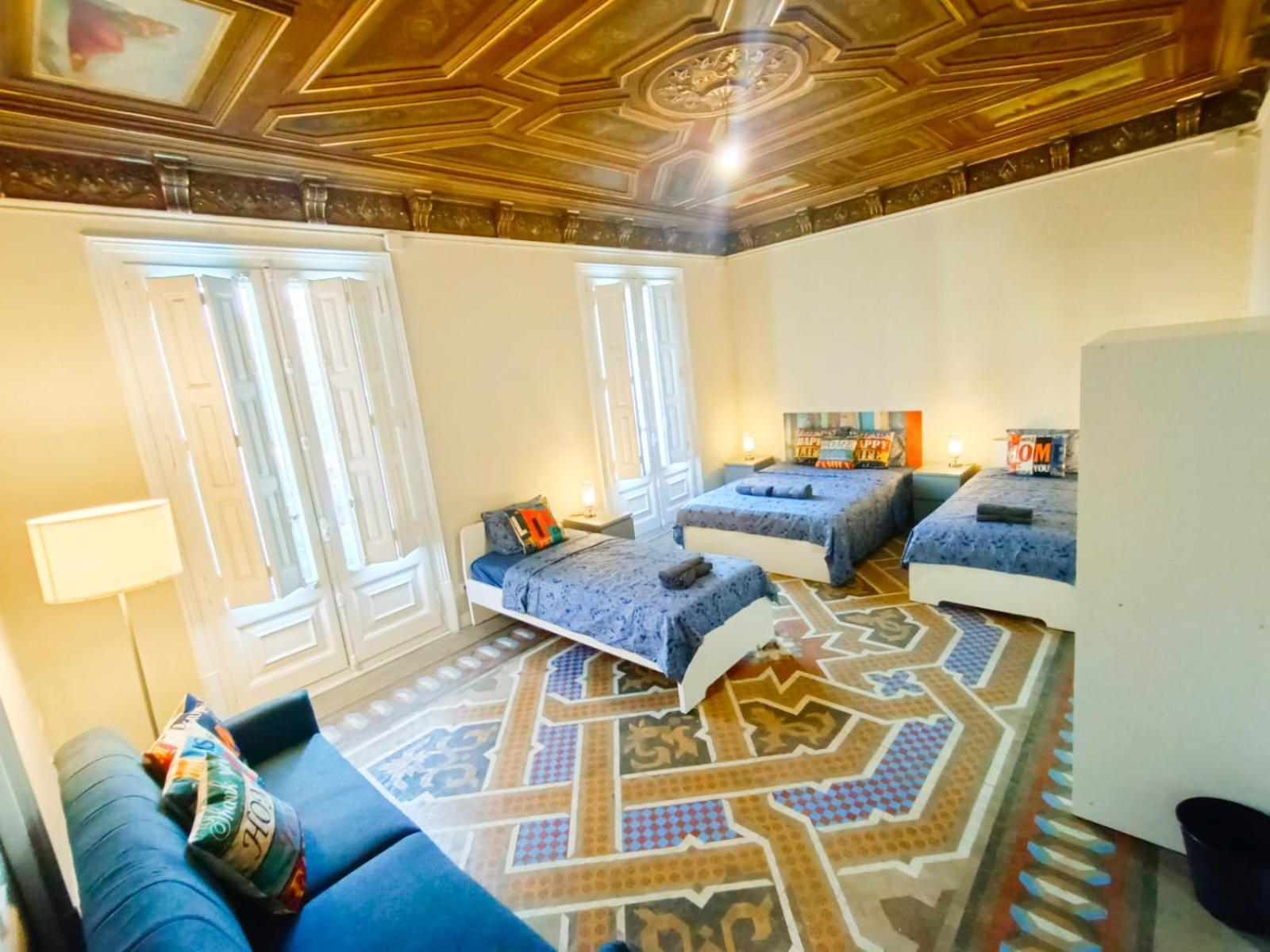 Private Rooms By Plaza Catalunya Barcelona Exterior foto